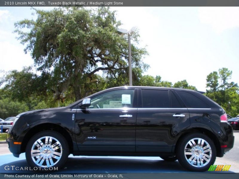 Tuxedo Black Metallic / Medium Light Stone 2010 Lincoln MKX FWD