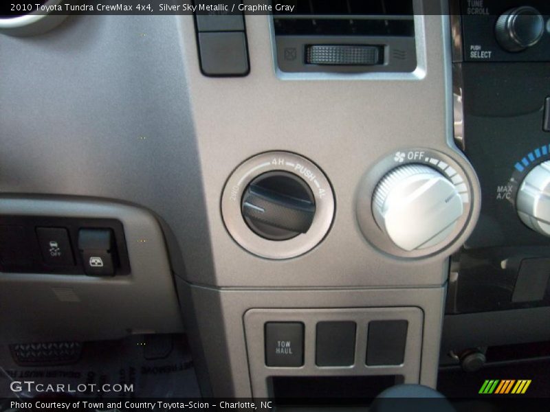 Silver Sky Metallic / Graphite Gray 2010 Toyota Tundra CrewMax 4x4
