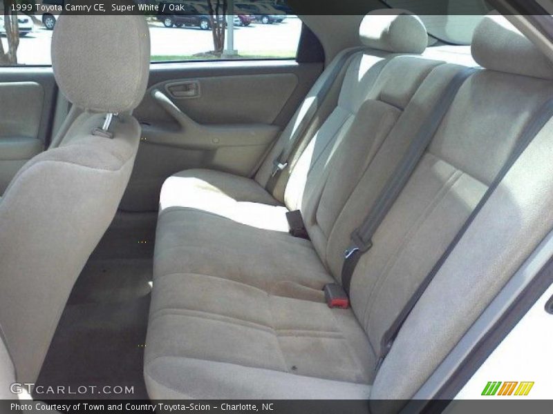 Super White / Oak 1999 Toyota Camry CE