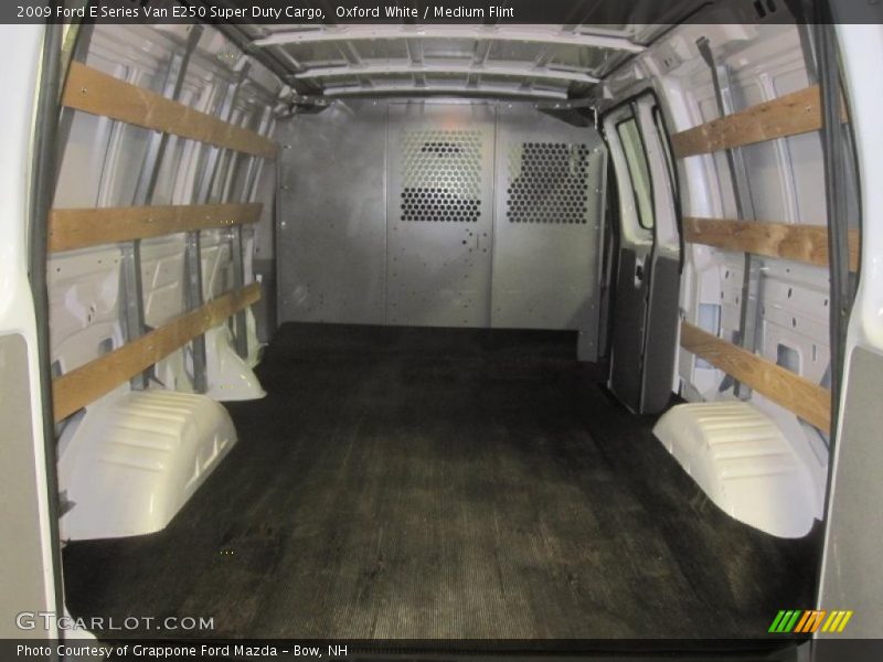 Oxford White / Medium Flint 2009 Ford E Series Van E250 Super Duty Cargo