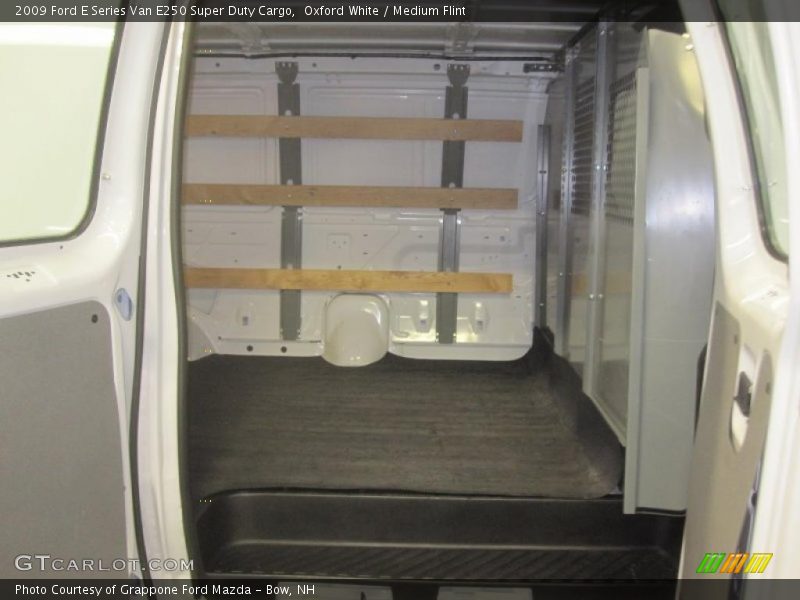 Oxford White / Medium Flint 2009 Ford E Series Van E250 Super Duty Cargo