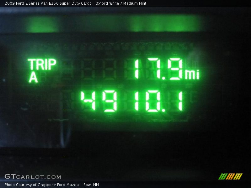Oxford White / Medium Flint 2009 Ford E Series Van E250 Super Duty Cargo