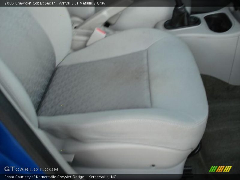 Arrival Blue Metallic / Gray 2005 Chevrolet Cobalt Sedan