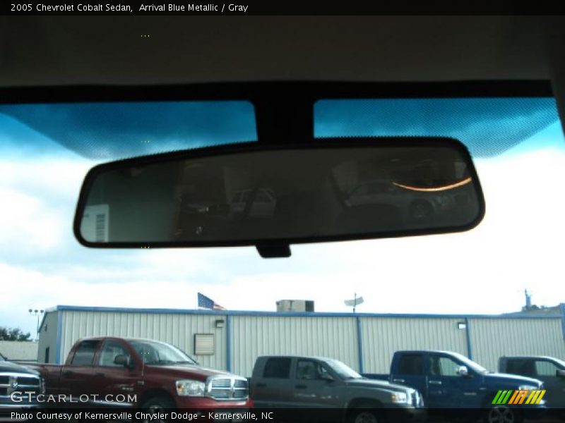 Arrival Blue Metallic / Gray 2005 Chevrolet Cobalt Sedan