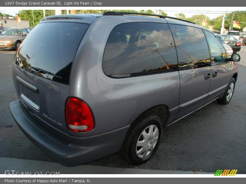 Light Iris Pearl / Gray 1997 Dodge Grand Caravan SE