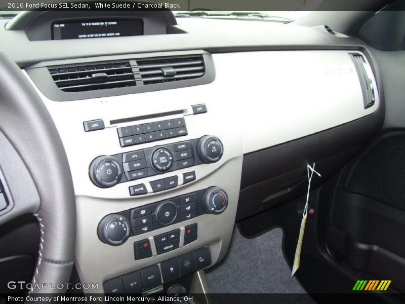 White Suede / Charcoal Black 2010 Ford Focus SEL Sedan