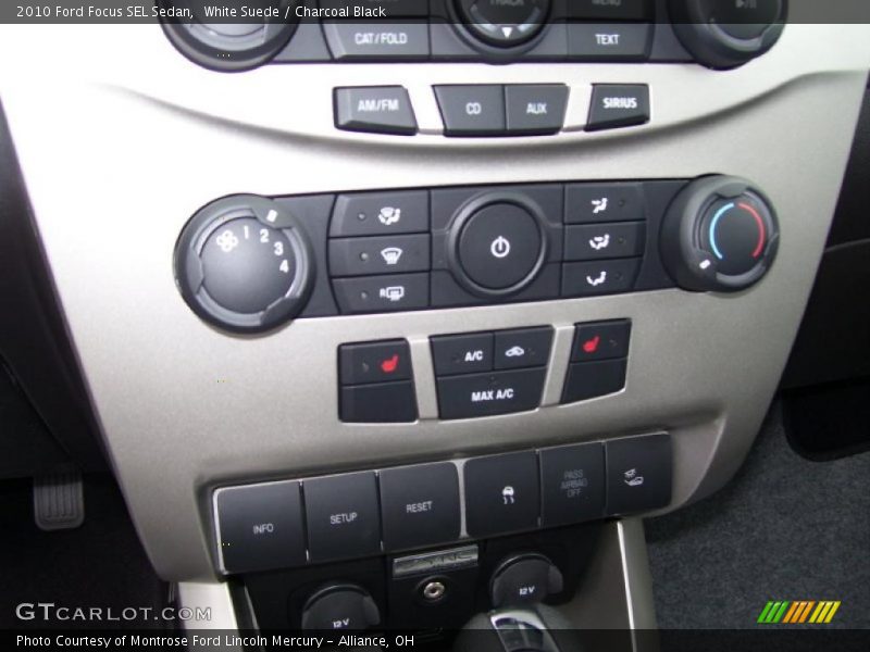 White Suede / Charcoal Black 2010 Ford Focus SEL Sedan