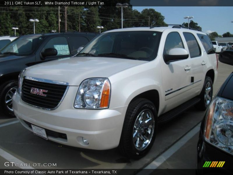 White Diamond Tintcoat / Light Tan 2011 GMC Yukon SLT