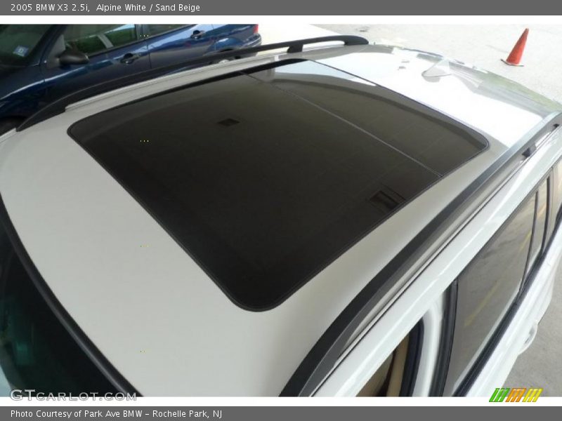 Alpine White / Sand Beige 2005 BMW X3 2.5i