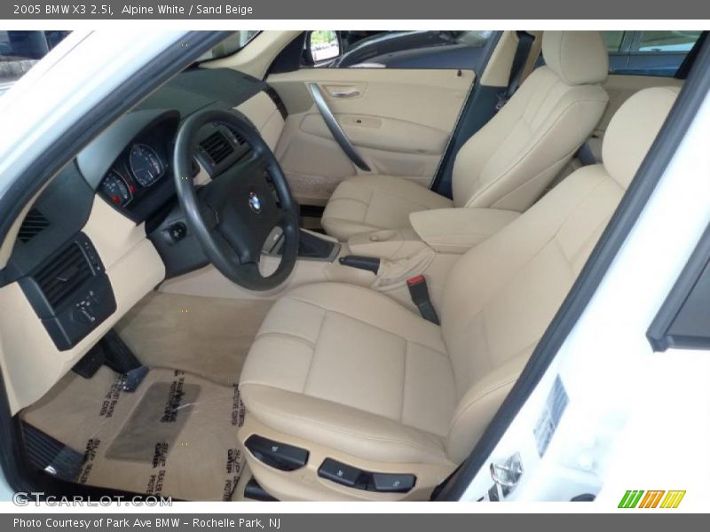 Alpine White / Sand Beige 2005 BMW X3 2.5i