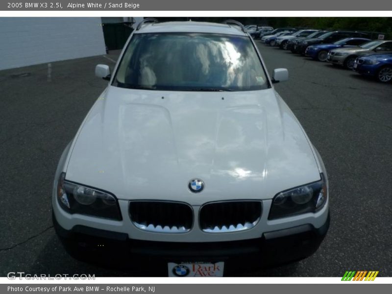 Alpine White / Sand Beige 2005 BMW X3 2.5i