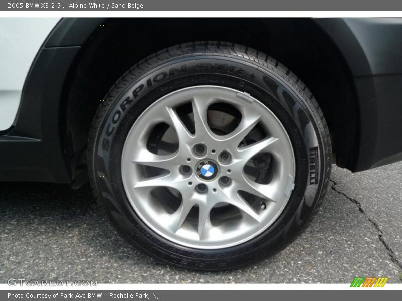 Alpine White / Sand Beige 2005 BMW X3 2.5i
