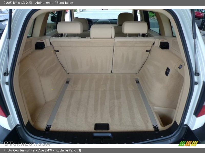 Alpine White / Sand Beige 2005 BMW X3 2.5i