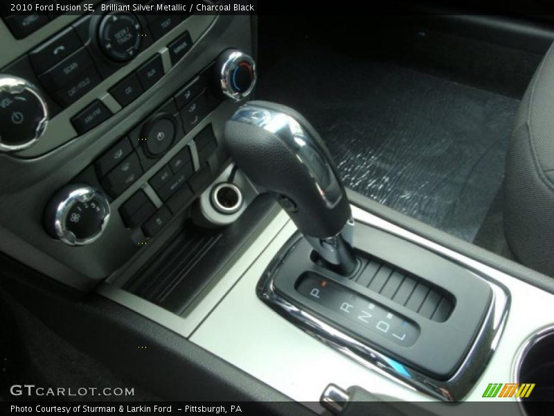 Brilliant Silver Metallic / Charcoal Black 2010 Ford Fusion SE