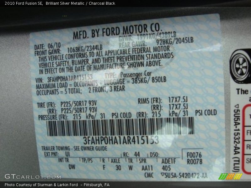 Brilliant Silver Metallic / Charcoal Black 2010 Ford Fusion SE