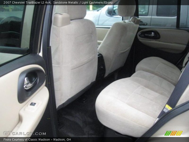 Sandstone Metallic / Light Cashmere/Ebony 2007 Chevrolet TrailBlazer LS 4x4