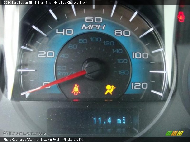 Brilliant Silver Metallic / Charcoal Black 2010 Ford Fusion SE
