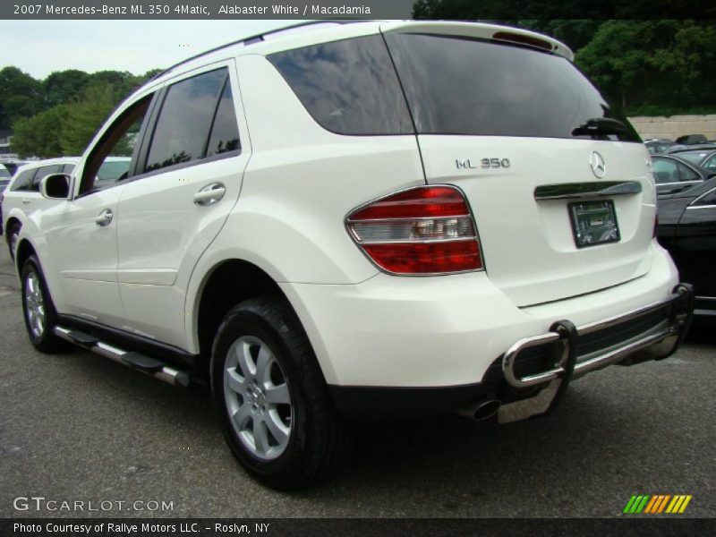 Alabaster White / Macadamia 2007 Mercedes-Benz ML 350 4Matic