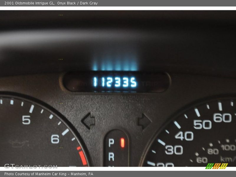 Onyx Black / Dark Gray 2001 Oldsmobile Intrigue GL