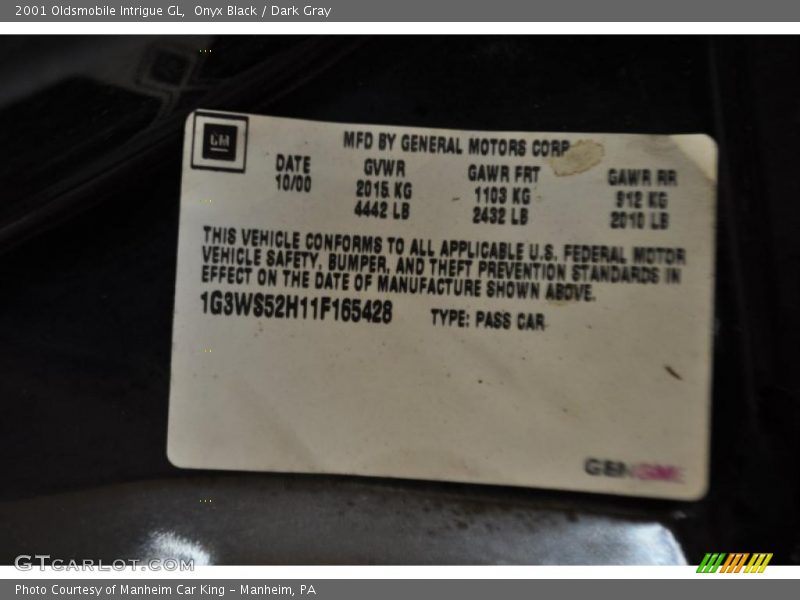 Onyx Black / Dark Gray 2001 Oldsmobile Intrigue GL