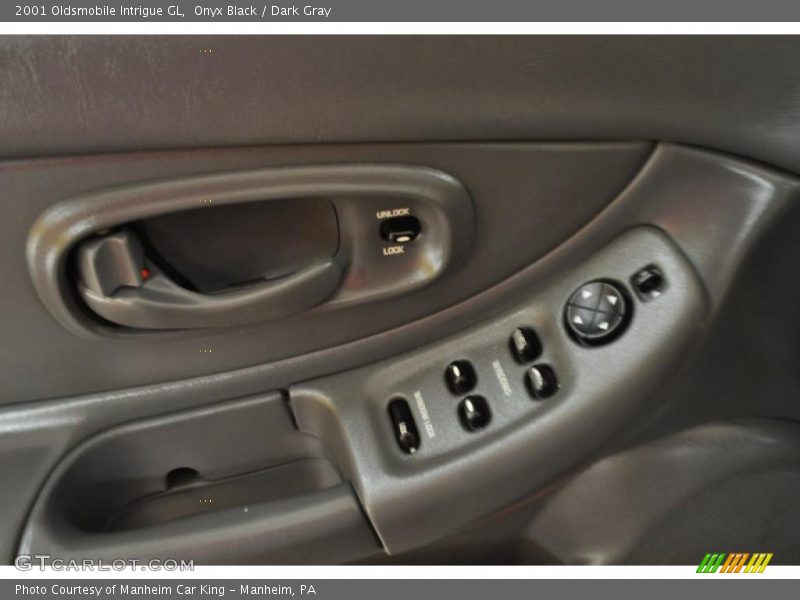 Onyx Black / Dark Gray 2001 Oldsmobile Intrigue GL