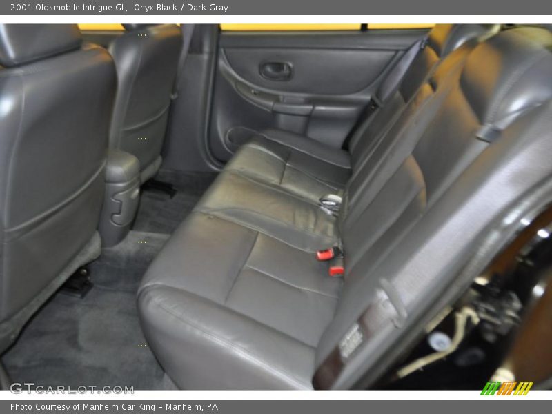 Onyx Black / Dark Gray 2001 Oldsmobile Intrigue GL