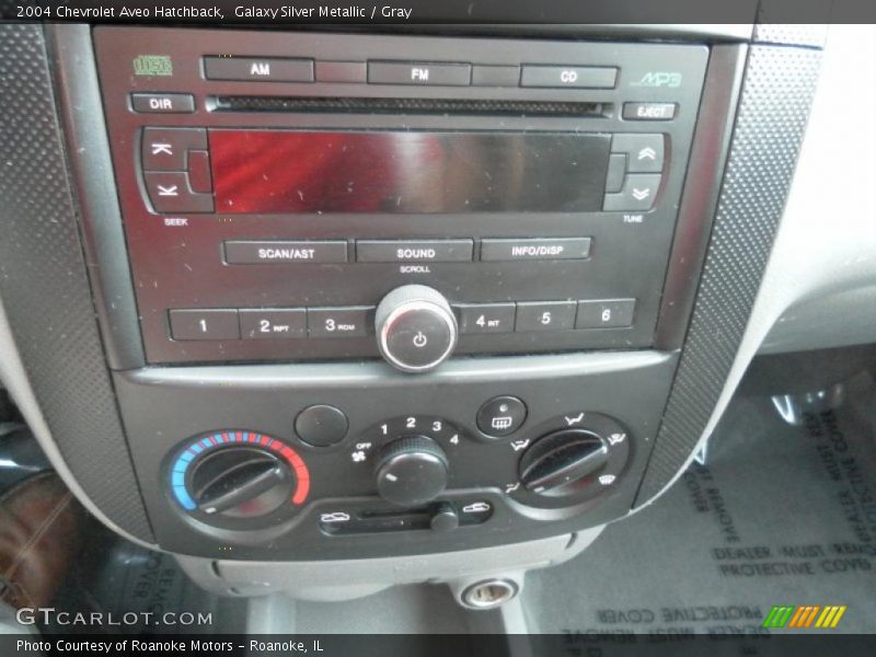 Galaxy Silver Metallic / Gray 2004 Chevrolet Aveo Hatchback