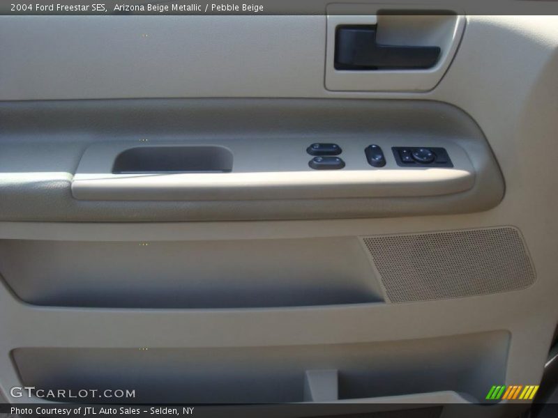 Arizona Beige Metallic / Pebble Beige 2004 Ford Freestar SES