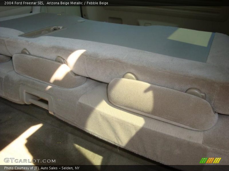 Arizona Beige Metallic / Pebble Beige 2004 Ford Freestar SES