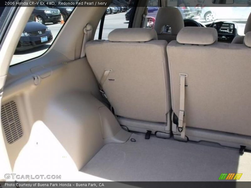 Redondo Red Pearl / Ivory 2006 Honda CR-V EX 4WD