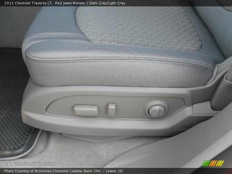 Red Jewel Metallic / Dark Gray/Light Gray 2011 Chevrolet Traverse LT