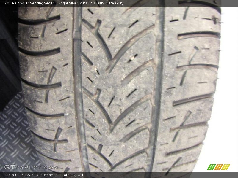 Bright Silver Metallic / Dark Slate Gray 2004 Chrysler Sebring Sedan