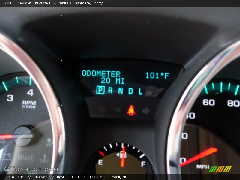 White / Cashmere/Ebony 2011 Chevrolet Traverse LTZ