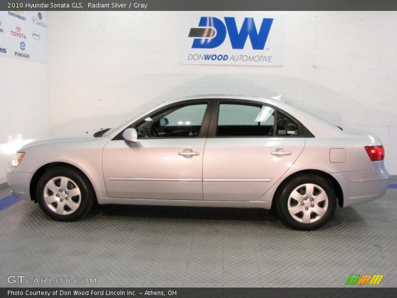 Radiant Silver / Gray 2010 Hyundai Sonata GLS