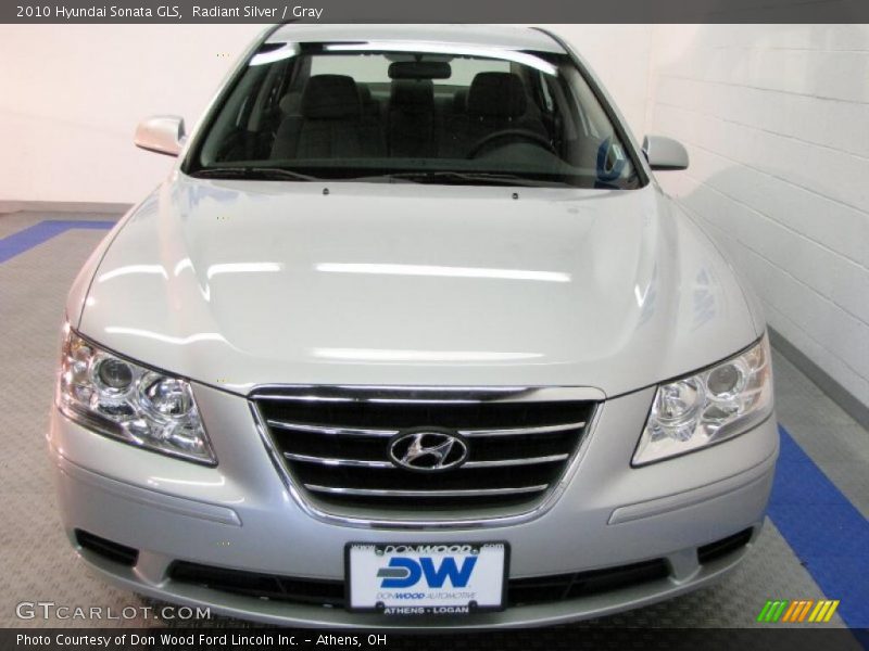 Radiant Silver / Gray 2010 Hyundai Sonata GLS