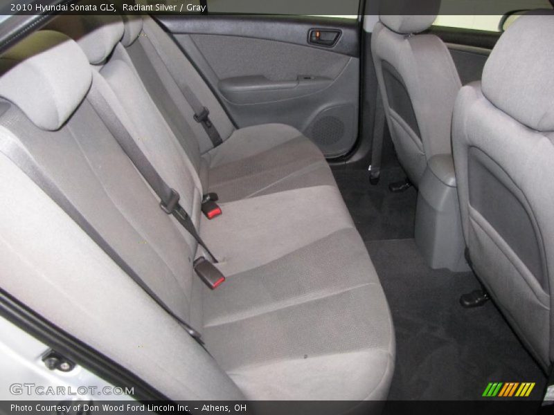 Radiant Silver / Gray 2010 Hyundai Sonata GLS