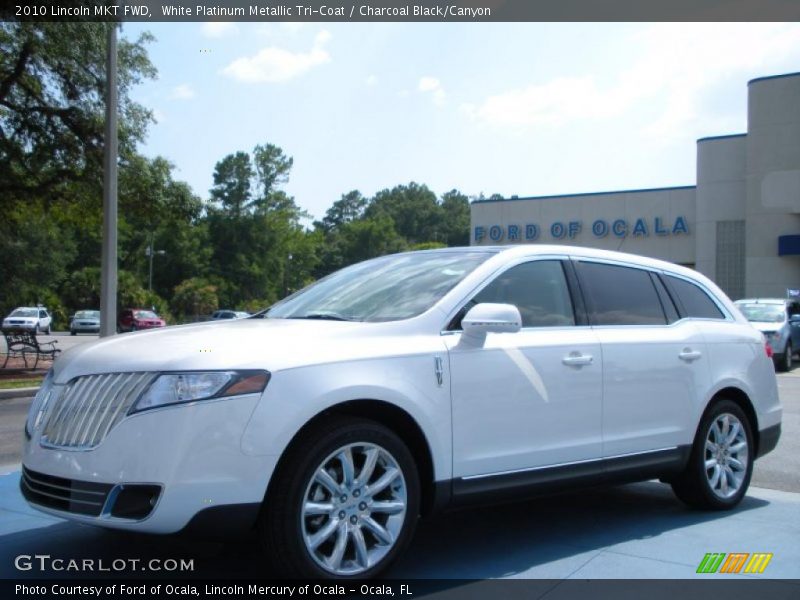 White Platinum Metallic Tri-Coat / Charcoal Black/Canyon 2010 Lincoln MKT FWD