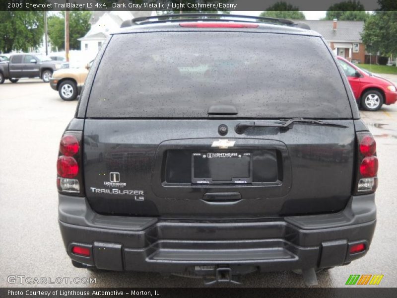 Dark Gray Metallic / Light Cashmere/Ebony 2005 Chevrolet TrailBlazer LS 4x4