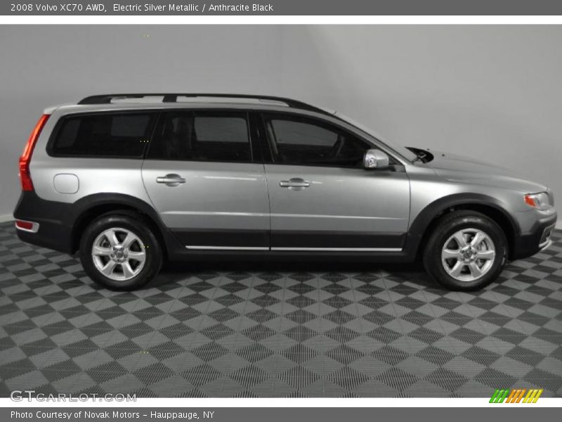 Electric Silver Metallic / Anthracite Black 2008 Volvo XC70 AWD