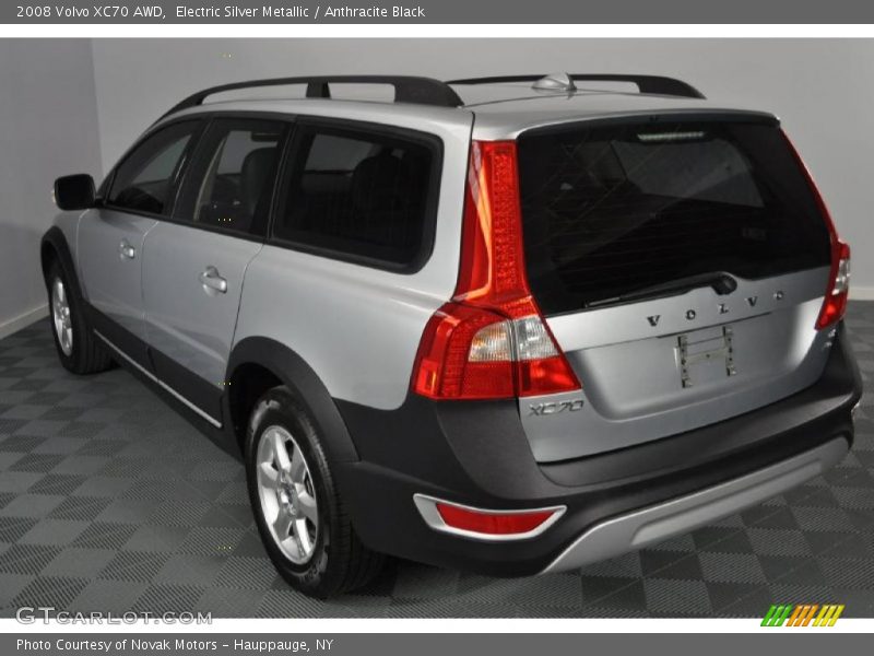 Electric Silver Metallic / Anthracite Black 2008 Volvo XC70 AWD