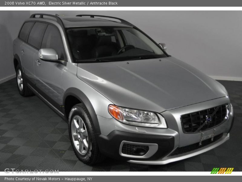 Electric Silver Metallic / Anthracite Black 2008 Volvo XC70 AWD