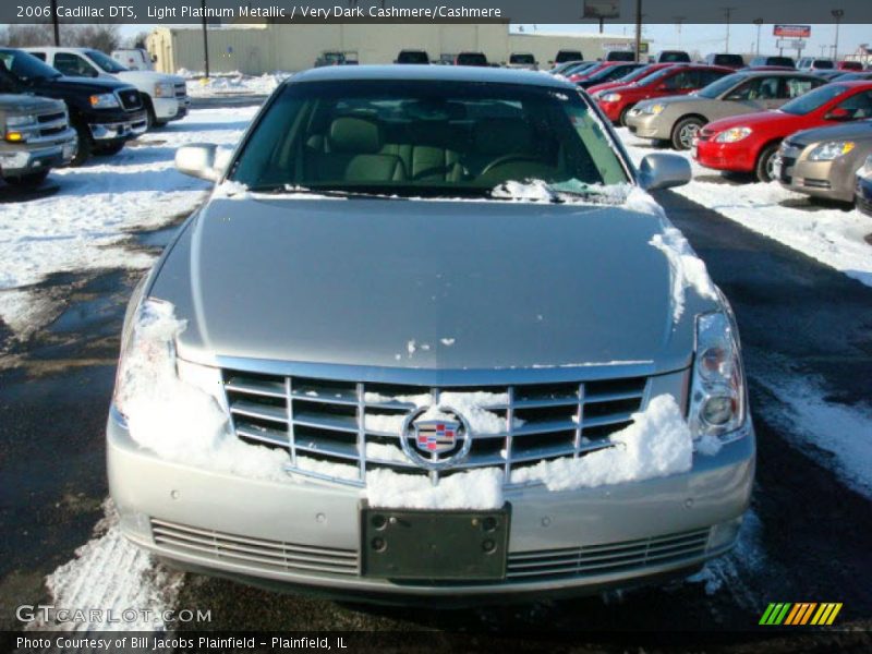 Light Platinum Metallic / Very Dark Cashmere/Cashmere 2006 Cadillac DTS