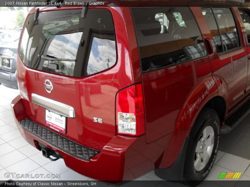 Red Brawn / Graphite 2007 Nissan Pathfinder SE 4x4