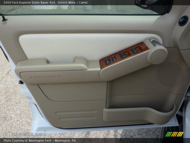 Oxford White / Camel 2009 Ford Explorer Eddie Bauer 4x4