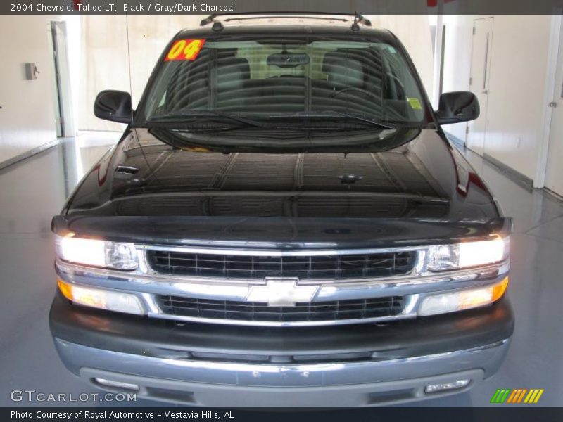 Black / Gray/Dark Charcoal 2004 Chevrolet Tahoe LT
