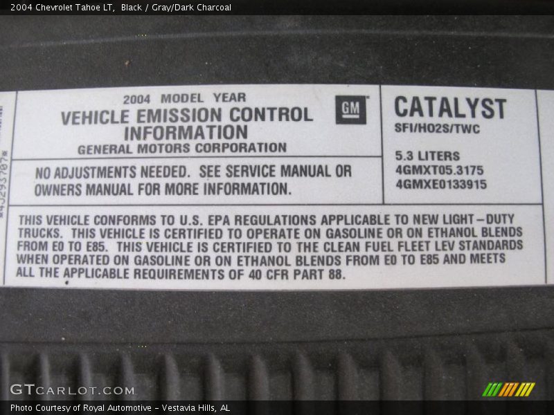 Black / Gray/Dark Charcoal 2004 Chevrolet Tahoe LT