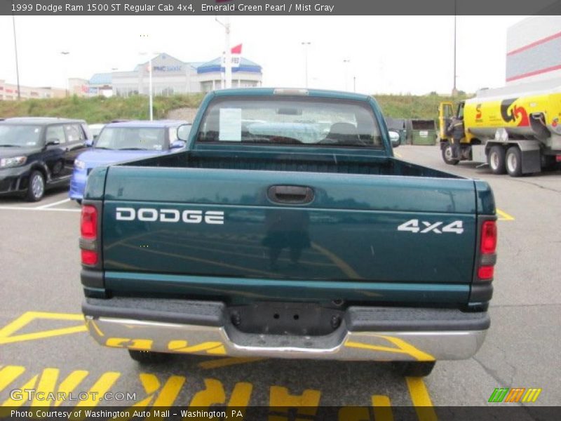 Emerald Green Pearl / Mist Gray 1999 Dodge Ram 1500 ST Regular Cab 4x4
