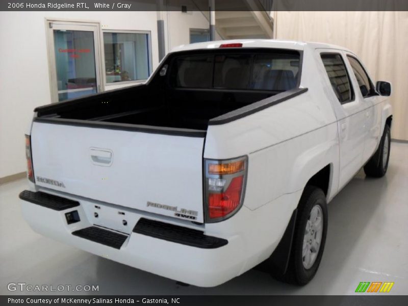 White / Gray 2006 Honda Ridgeline RTL