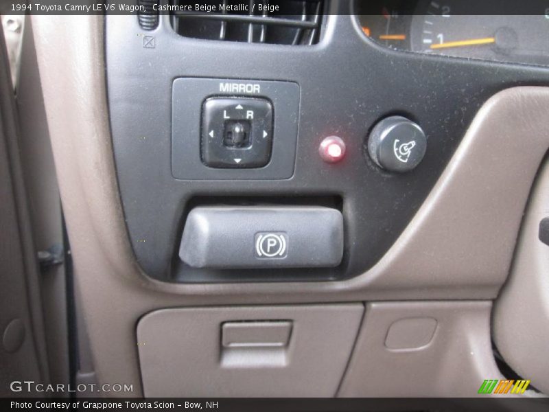 Cashmere Beige Metallic / Beige 1994 Toyota Camry LE V6 Wagon