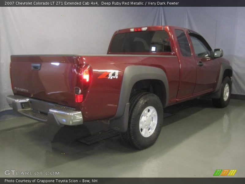 Deep Ruby Red Metallic / Very Dark Pewter 2007 Chevrolet Colorado LT Z71 Extended Cab 4x4